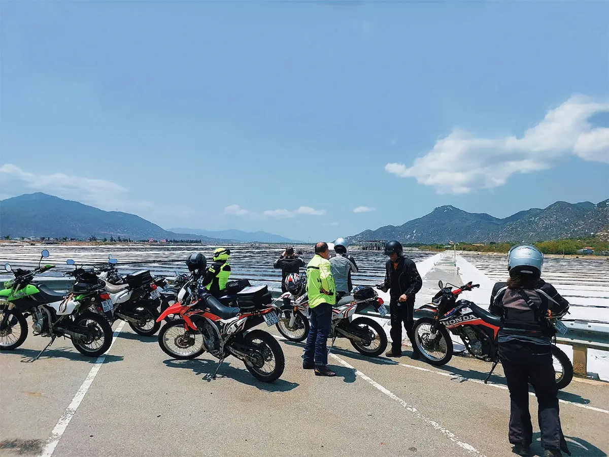 Hanoi - Ho Chi Minh City Motorbike Tour